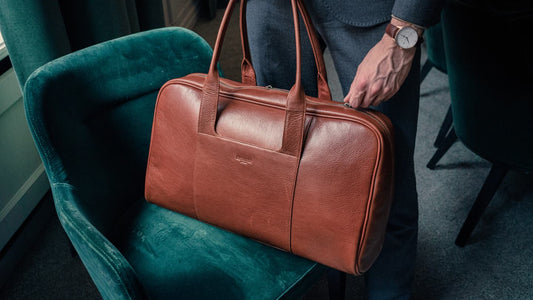 Black Arsante Weekend bag with a man in a bar